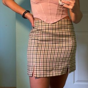 School girl skirt. Size 6.